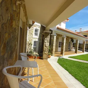  Apartamento Em Moradia Com Jardim Portugal